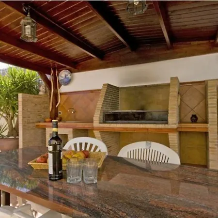Villa In Calpe, Alicante 103817 By Mo